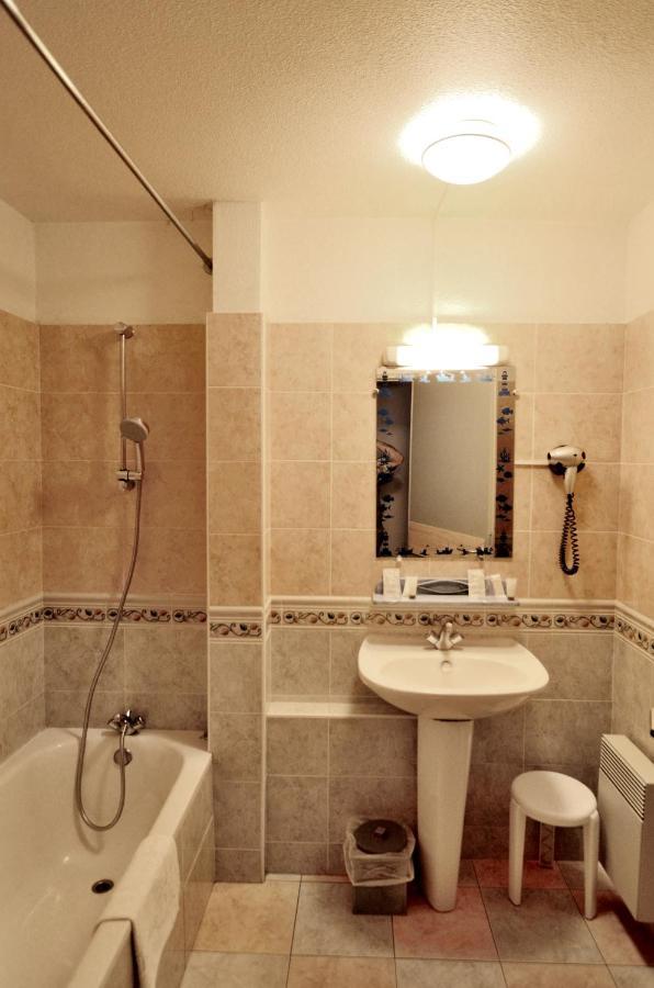 Logis Hotel Solhotel Banyuls-sur-Mer Luaran gambar